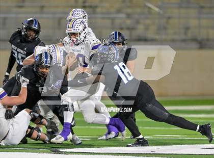 Thumbnail 3 in North Crowley vs. Timber Creek (UIL 6A D1 Bi-District) photogallery.