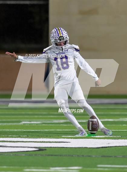 Thumbnail 3 in North Crowley vs. Timber Creek (UIL 6A D1 Bi-District) photogallery.
