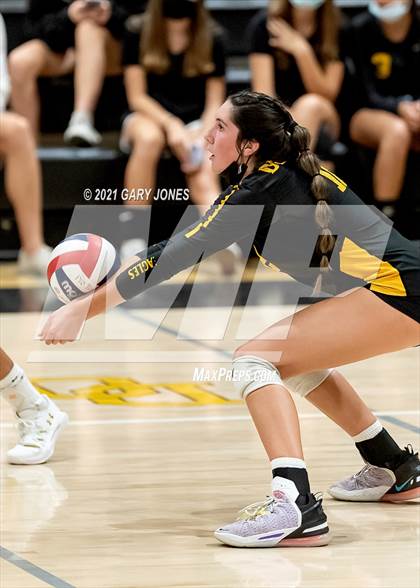 Thumbnail 3 in Whitney @ Del Oro photogallery.
