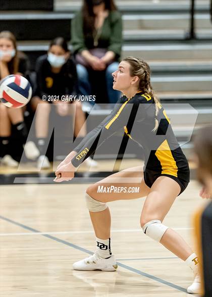 Thumbnail 1 in Whitney @ Del Oro photogallery.