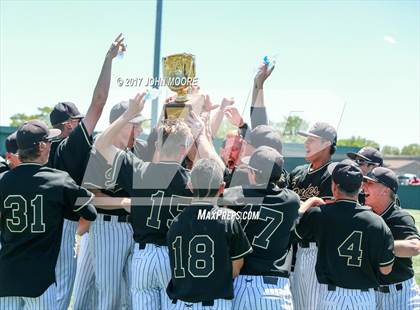 Thumbnail 2 in Amarillo vs. Coronado (UIL 5A Regional Quarterfinal) photogallery.