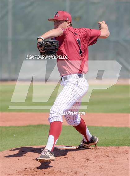 Thumbnail 2 in Red Mountain vs. Franklin (Bob Everett Classic) photogallery.