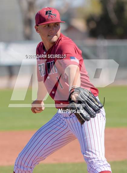 Thumbnail 2 in Red Mountain vs. Franklin (Bob Everett Classic) photogallery.