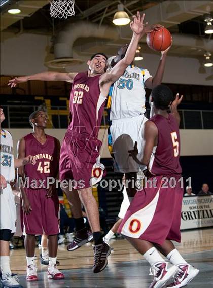 Thumbnail 3 in Ontario vs Los Osos (I Have a Dream Classic) photogallery.