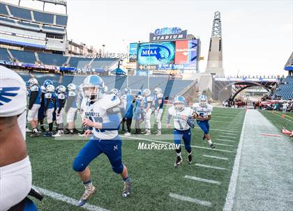 Thumbnail 1 in Mashpee vs. Wahconah Regional (MIAA Division 4 Final) photogallery.