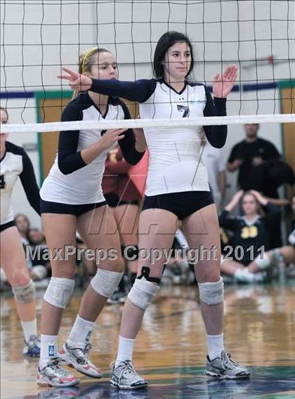 Thumbnail 3 in Great Oak vs. Xavier College Prep (2010 Durango Fall Classic) photogallery.