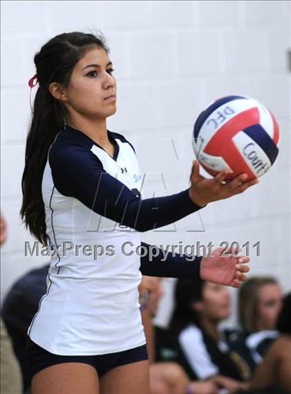 Thumbnail 1 in Great Oak vs. Xavier College Prep (2010 Durango Fall Classic) photogallery.