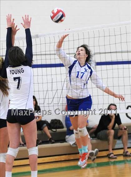 Thumbnail 3 in Great Oak vs. Xavier College Prep (2010 Durango Fall Classic) photogallery.
