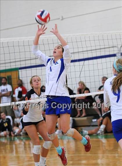 Thumbnail 2 in Great Oak vs. Xavier College Prep (2010 Durango Fall Classic) photogallery.