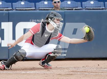 Thumbnail 2 in Hazleton vs. Central Dauphin (PIAA 6A State Championship) photogallery.