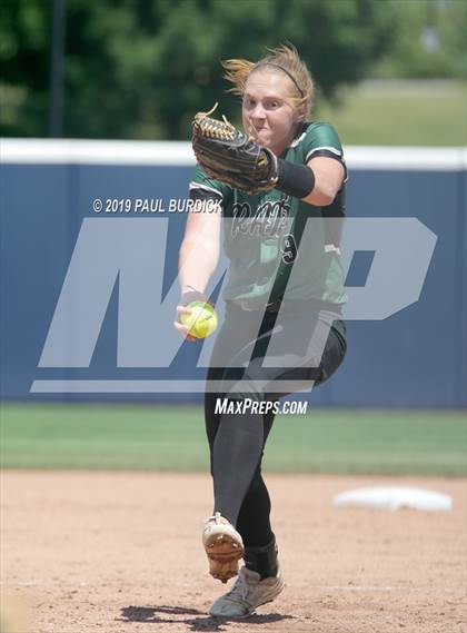 Thumbnail 3 in Hazleton vs. Central Dauphin (PIAA 6A State Championship) photogallery.