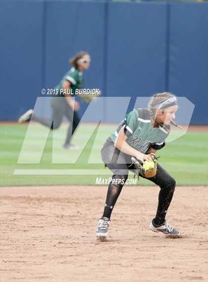 Thumbnail 1 in Hazleton vs. Central Dauphin (PIAA 6A State Championship) photogallery.