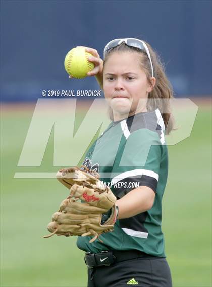 Thumbnail 3 in Hazleton vs. Central Dauphin (PIAA 6A State Championship) photogallery.