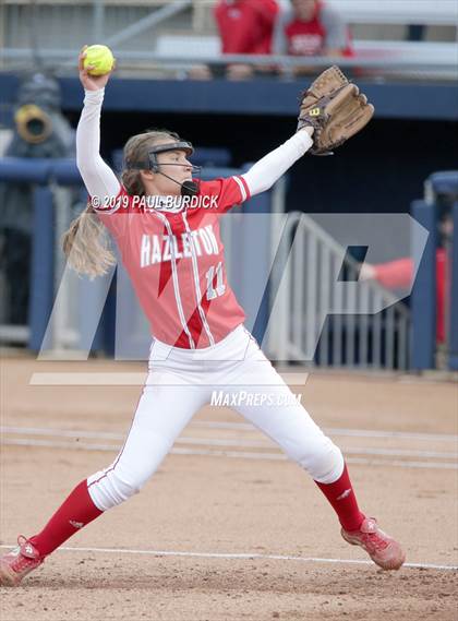 Thumbnail 2 in Hazleton vs. Central Dauphin (PIAA 6A State Championship) photogallery.