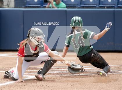 Thumbnail 1 in Hazleton vs. Central Dauphin (PIAA 6A State Championship) photogallery.