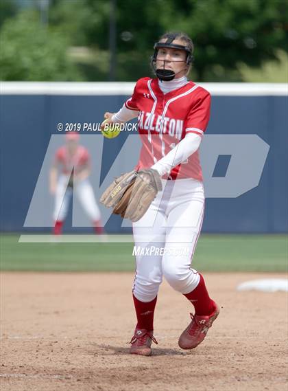 Thumbnail 1 in Hazleton vs. Central Dauphin (PIAA 6A State Championship) photogallery.