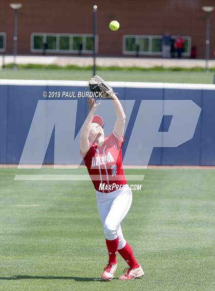 Thumbnail 2 in Hazleton vs. Central Dauphin (PIAA 6A State Championship) photogallery.