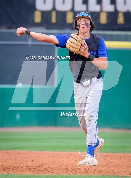 Thumbnail 3 in Aliso Niguel vs. San Marcos (CIF SS Division 3 Final) photogallery.