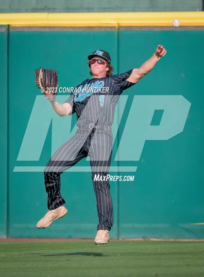 Thumbnail 3 in Aliso Niguel vs. San Marcos (CIF SS Division 3 Final) photogallery.