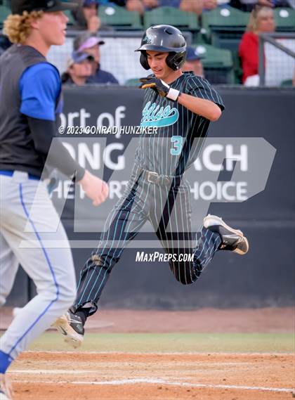 Thumbnail 3 in Aliso Niguel vs. San Marcos (CIF SS Division 3 Final) photogallery.