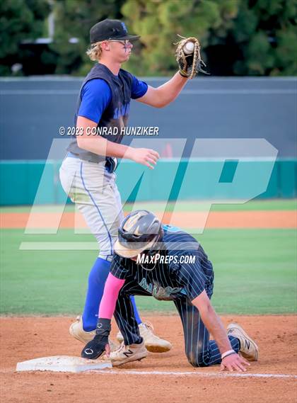 Thumbnail 3 in Aliso Niguel vs. San Marcos (CIF SS Division 3 Final) photogallery.