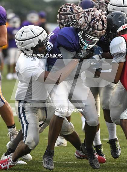 Thumbnail 2 in Clover at Northwestern (Scrimmage) photogallery.