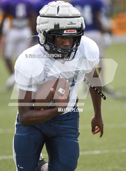 Thumbnail 2 in Clover at Northwestern (Scrimmage) photogallery.