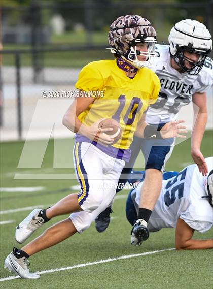 Thumbnail 3 in Clover at Northwestern (Scrimmage) photogallery.