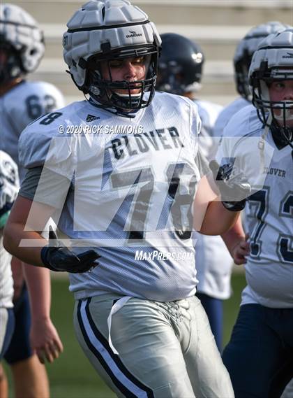 Thumbnail 2 in Clover at Northwestern (Scrimmage) photogallery.