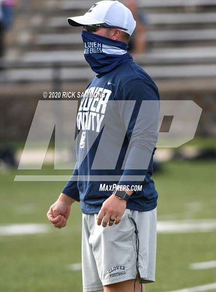 Thumbnail 1 in Clover at Northwestern (Scrimmage) photogallery.