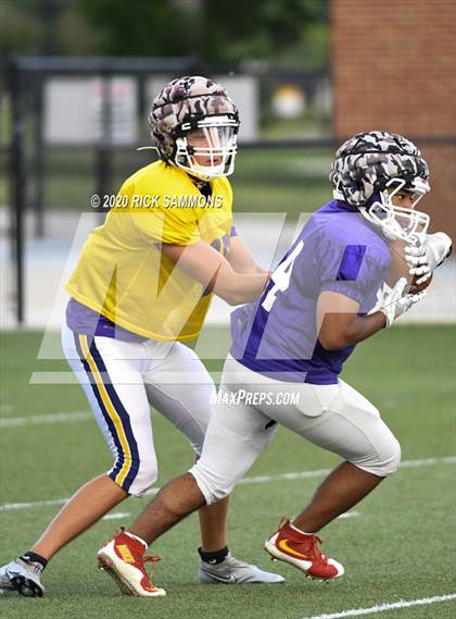 Thumbnail 2 in Clover at Northwestern (Scrimmage) photogallery.