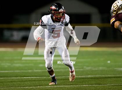 Thumbnail 2 in Simi Valley vs. Norte Vista (CIF SS D10 Quarterfinal) photogallery.