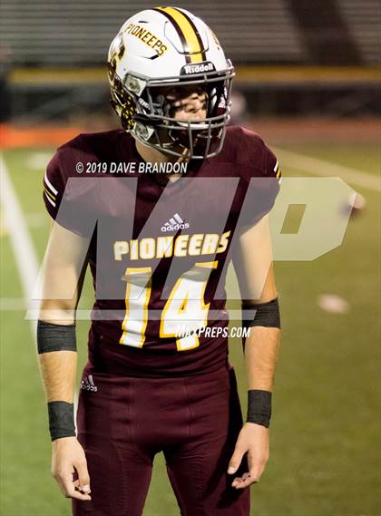 Thumbnail 2 in Simi Valley vs. Norte Vista (CIF SS D10 Quarterfinal) photogallery.