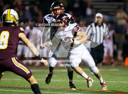 Thumbnail 2 in Simi Valley vs. Norte Vista (CIF SS D10 Quarterfinal) photogallery.