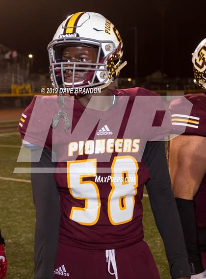 Thumbnail 2 in Simi Valley vs. Norte Vista (CIF SS D10 Quarterfinal) photogallery.