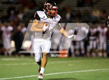 Thumbnail 2 in Simi Valley vs. Norte Vista (CIF SS D10 Quarterfinal) photogallery.