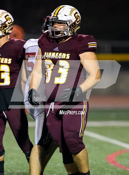 Thumbnail 2 in Simi Valley vs. Norte Vista (CIF SS D10 Quarterfinal) photogallery.