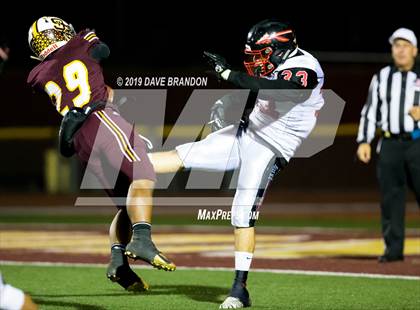 Thumbnail 2 in Simi Valley vs. Norte Vista (CIF SS D10 Quarterfinal) photogallery.