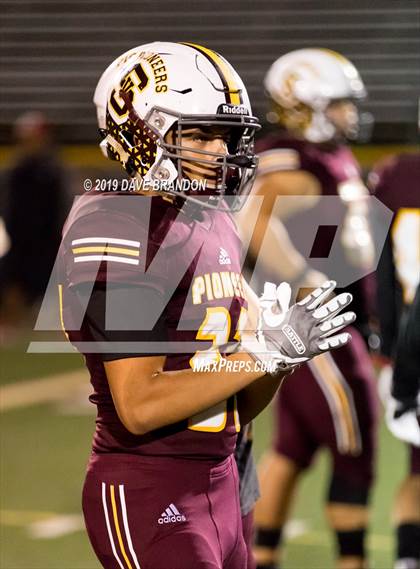 Thumbnail 3 in Simi Valley vs. Norte Vista (CIF SS D10 Quarterfinal) photogallery.