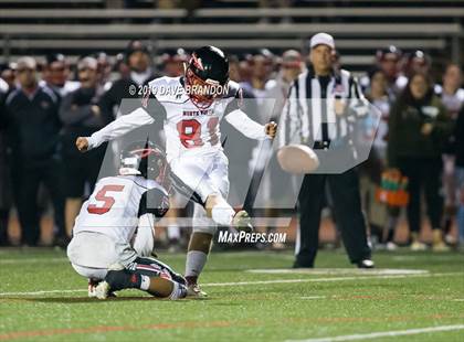 Thumbnail 2 in Simi Valley vs. Norte Vista (CIF SS D10 Quarterfinal) photogallery.
