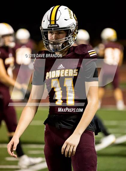 Thumbnail 2 in Simi Valley vs. Norte Vista (CIF SS D10 Quarterfinal) photogallery.
