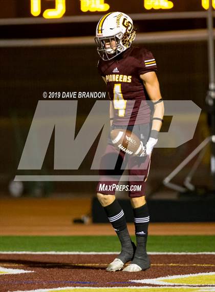 Thumbnail 1 in Simi Valley vs. Norte Vista (CIF SS D10 Quarterfinal) photogallery.