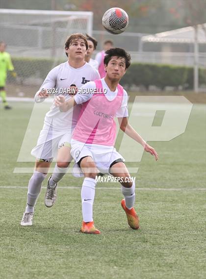 Thumbnail 2 in Laguna Hills vs. Sage Hill (Hawks Invitational) photogallery.