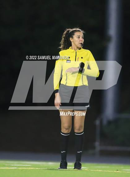 Thumbnail 3 in Brentwood School vs Oakwood photogallery.