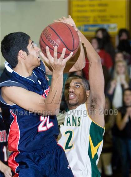 Thumbnail 2 in Beyer @ Davis photogallery.