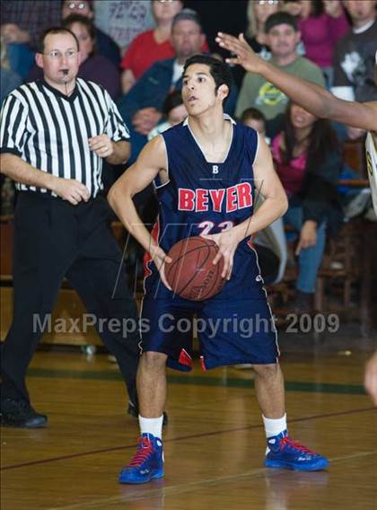 Thumbnail 3 in Beyer @ Davis photogallery.