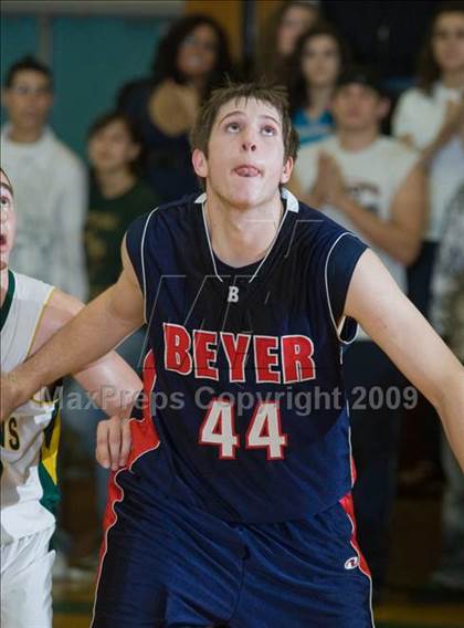 Thumbnail 1 in Beyer @ Davis photogallery.