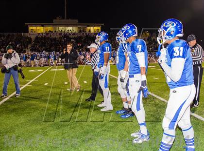Thumbnail 1 in Del Oro vs. Serra (CIF NorCal Regional D1 Final) photogallery.