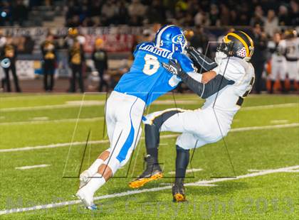 Thumbnail 2 in Del Oro vs. Serra (CIF NorCal Regional D1 Final) photogallery.