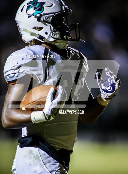 Thumbnail 3 in Tampa Catholic @ Robinson (Scrimmage) photogallery.